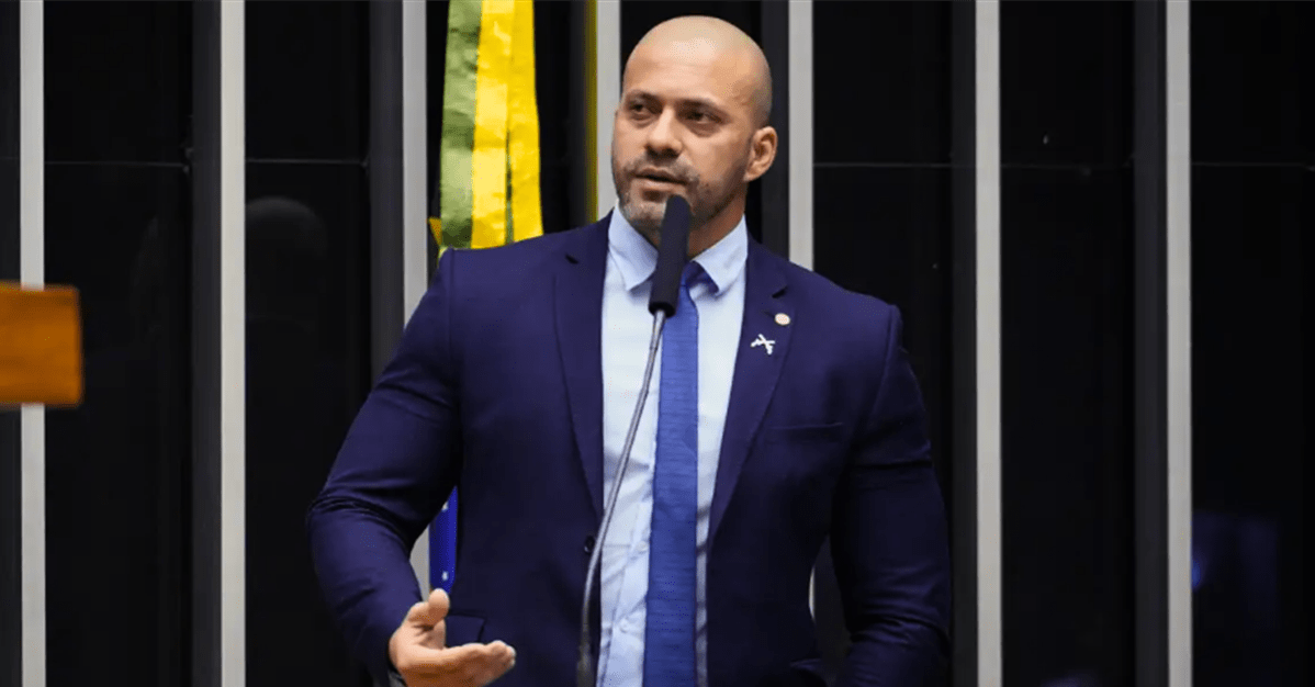 Moraes nega perdão e mantém pena a ex deputado Daniel Silveira   Migalhas