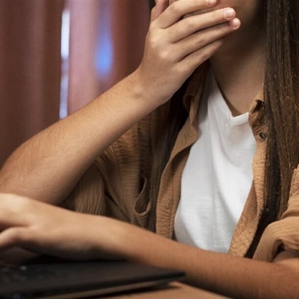 Mulher demitida por e mail enviado a diversos colegas será indenizada   Migalhas