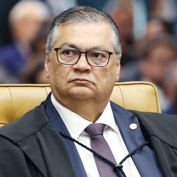 STF: Contra supersalários, Dino nega retroativo de alimentação a juiz   Migalhas