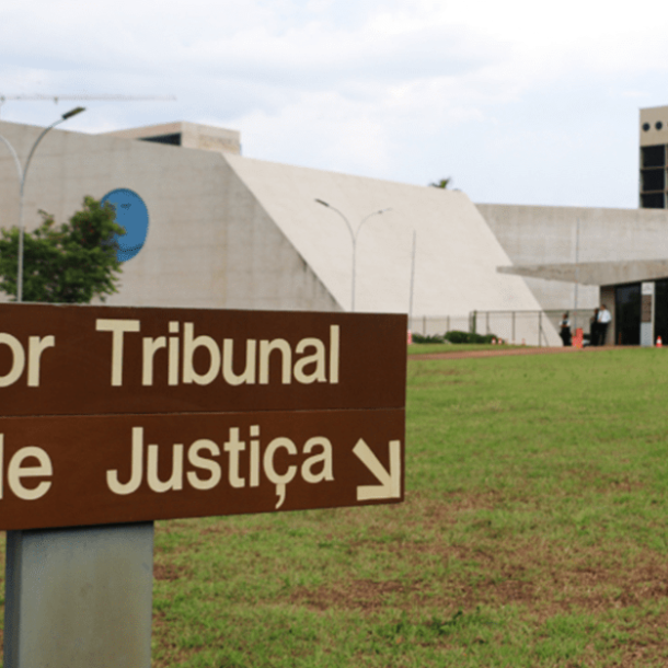 STJ absolve acusado de tráfico por busca sem fundada suspeita   Migalhas
