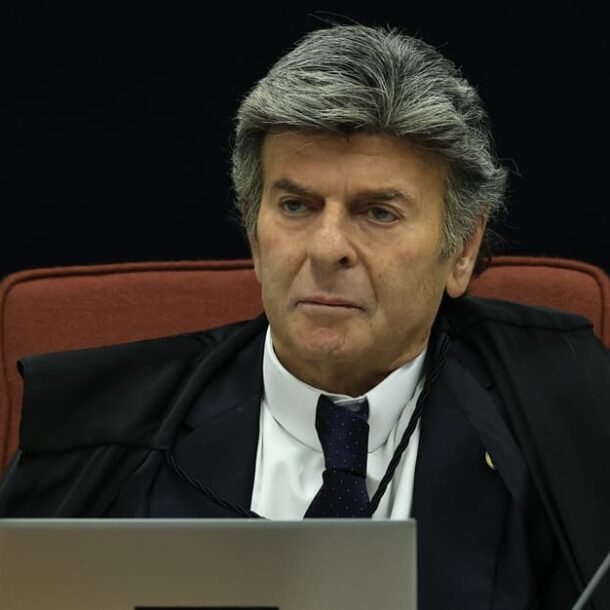 3x0: Ministro Fux segue voto para tornar Bolsonaro e aliados réus    Migalhas