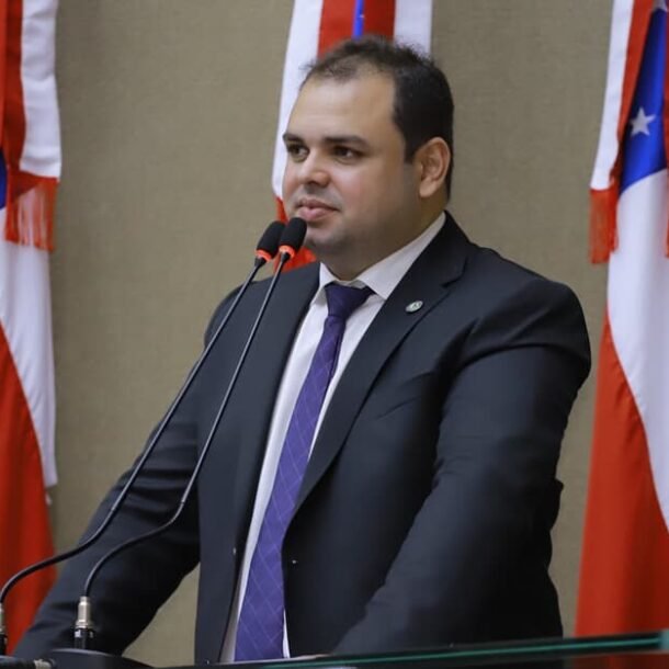Assembleia do AM espera que STF valide reeleição de Roberto Cidade   Migalhas