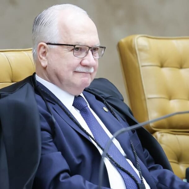 Fachin suspende bloqueio de valores de entidade filantrópica   Migalhas