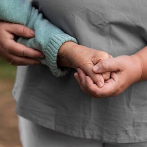 Filho responde por direitos trabalhistas de cuidadora de mãe falecida   Migalhas