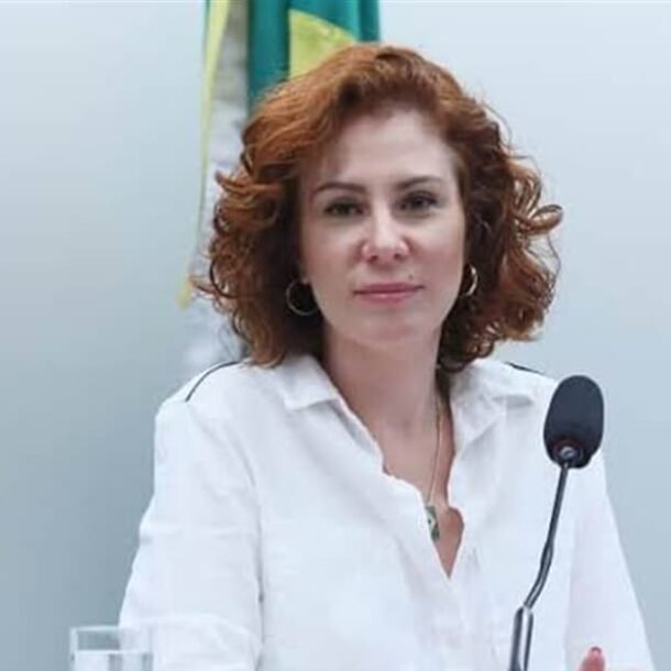 Mesmo com vista, STF tem maioria para cassar mandato de Carla Zambelli   Migalhas