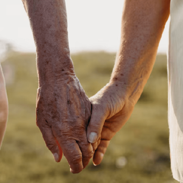 Pessoas com mais 70 anos podem se casar sem separação de bens.   Migalhas