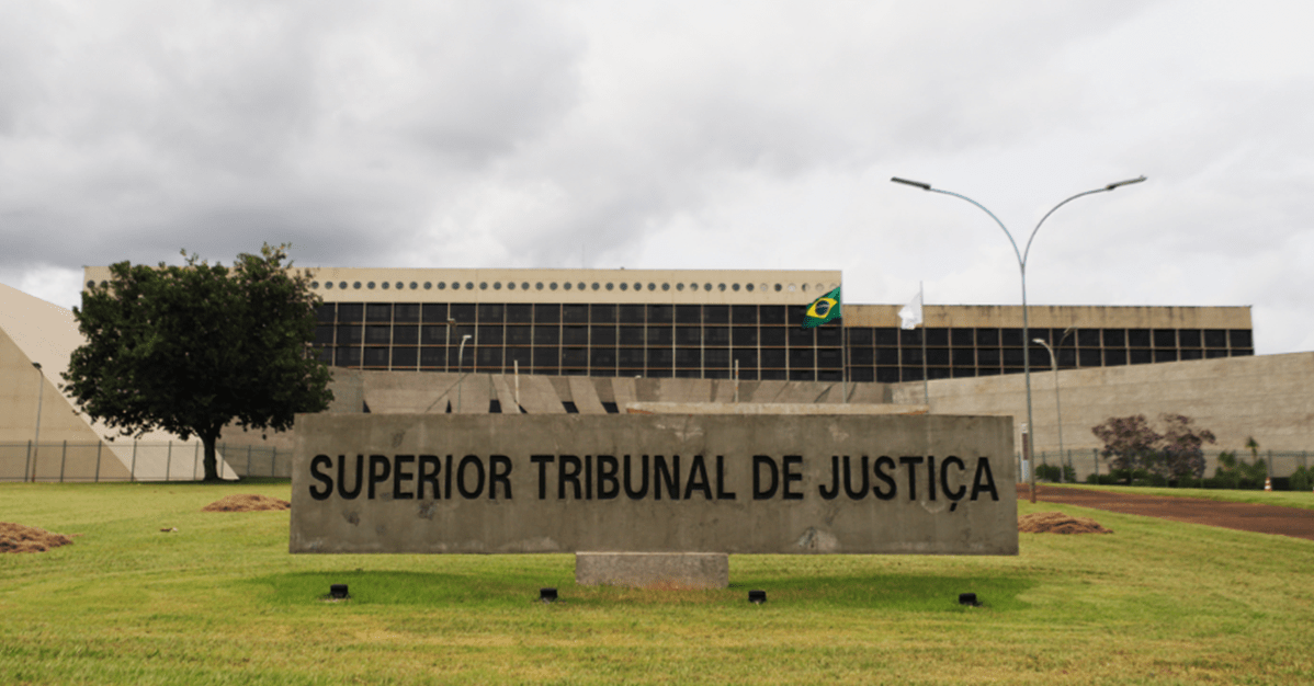 STJ: Bloqueio de bens basta para interromper prescrição intercorrente   Migalhas