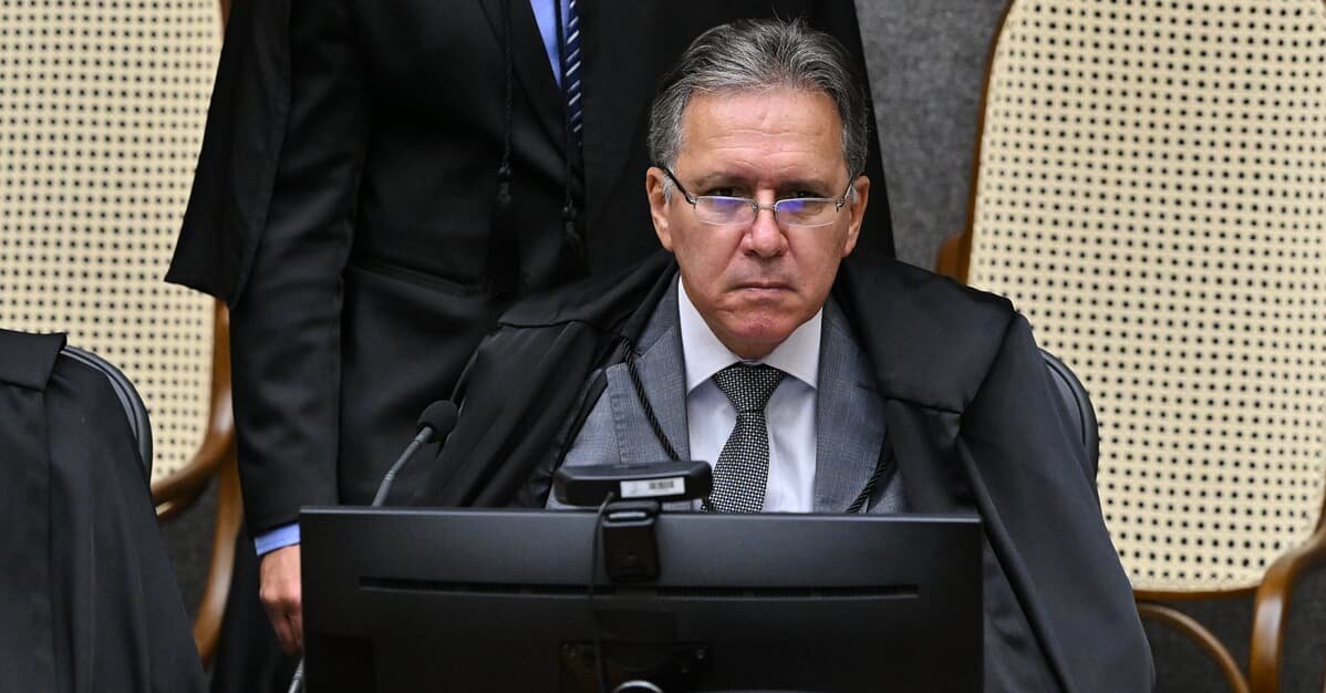 STJ: Pensionista de militar não tem direito adquirido à saúde   Migalhas
