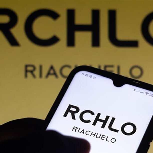 Riachuelo pagará R$ 10 mil por não trocar celular entregue errado   Migalhas