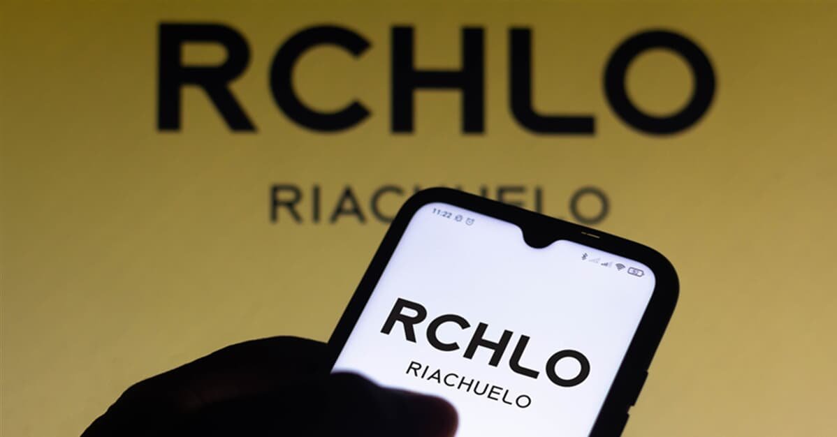 Riachuelo pagará R$ 10 mil por não trocar celular entregue errado   Migalhas